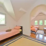 Ajka Villa Szarajevó
